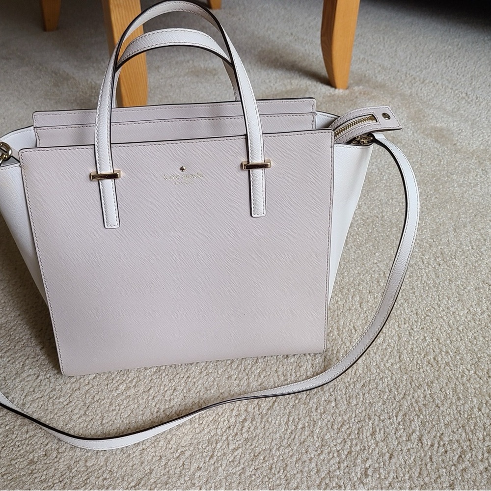 Kate Spade Large Cedar Street Hayden Tote (White/Beige) Leather Satchel
